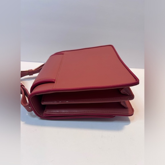 JWPei Fiona Crossbody Bag Pink Outlines Vegan Leather New - Picture 12 of 16